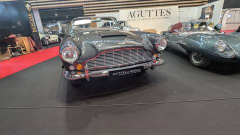 2411 lyon0003