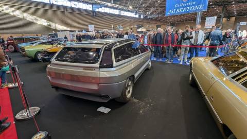 2411 lyon0067